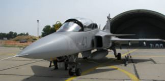 Ügyészségi vizsgálatot sürget a DK a Gripen-beszerzés miatt