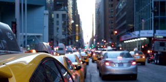 PwC: a sokat autózók számára jelentős kedvezmény a kiküldetés fogalmának módosítása